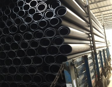 �Ƚ�PE�ܲ�Ҏ��