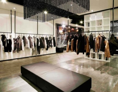 ���b���b���OӋ��˾�����b���b�ޡ����ڷ��b���b�޹�˾