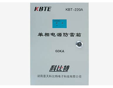 ������������z�y